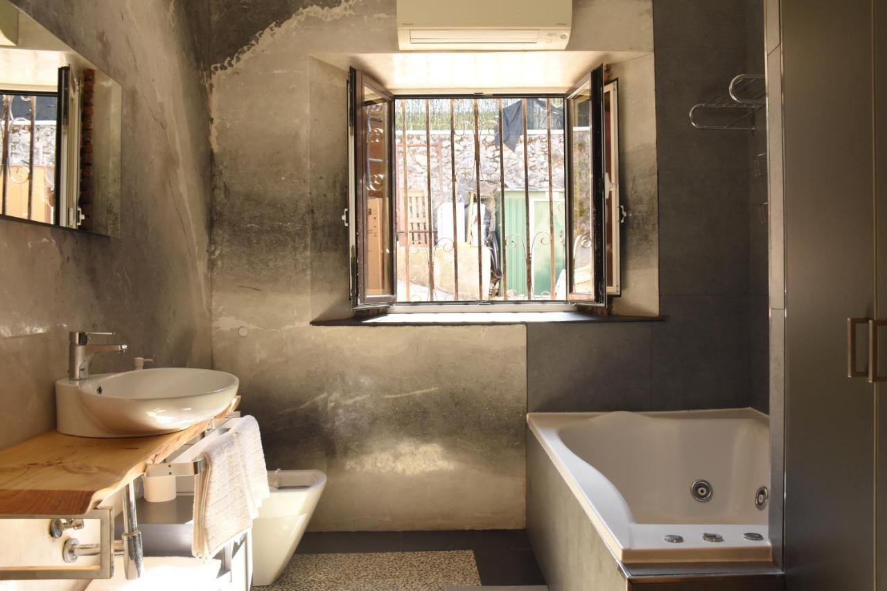 Apartamentos Tierra Y Arte Santoña Exteriör bild